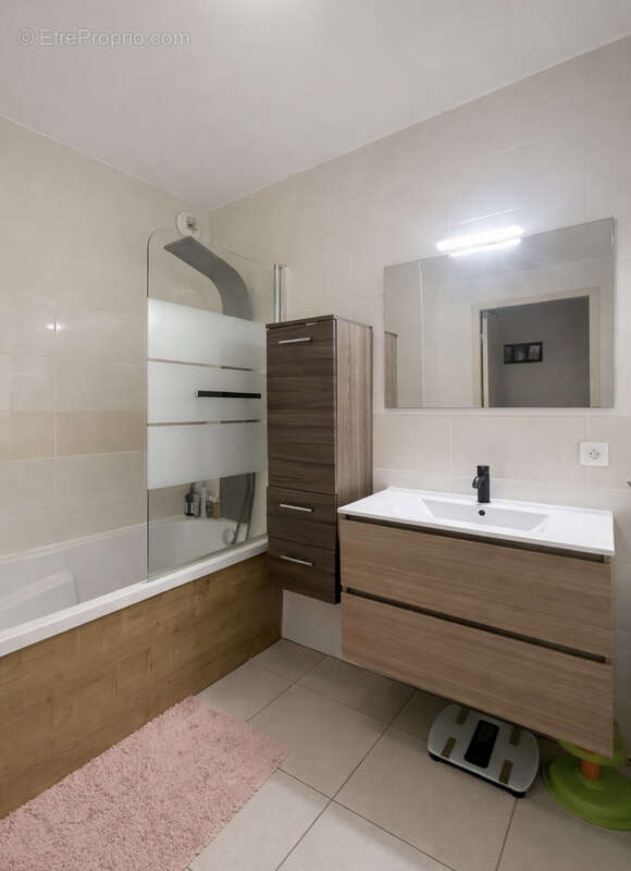 Appartement à SARROLA-CARCOPINO
