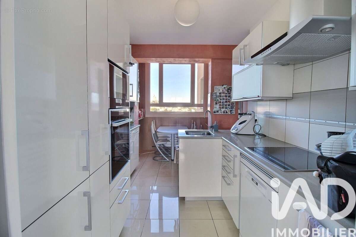 Photo 4 - Appartement à MARSEILLE-8E