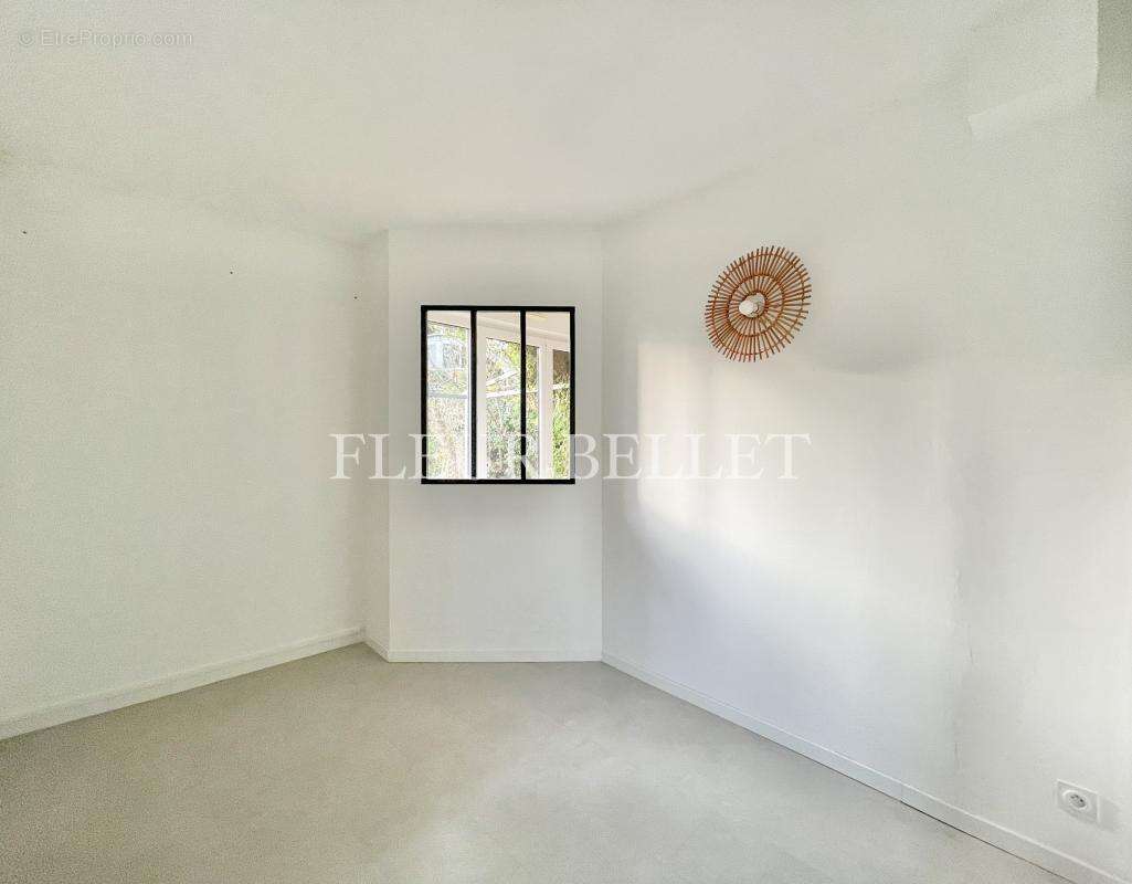 Appartement à ISSY-LES-MOULINEAUX