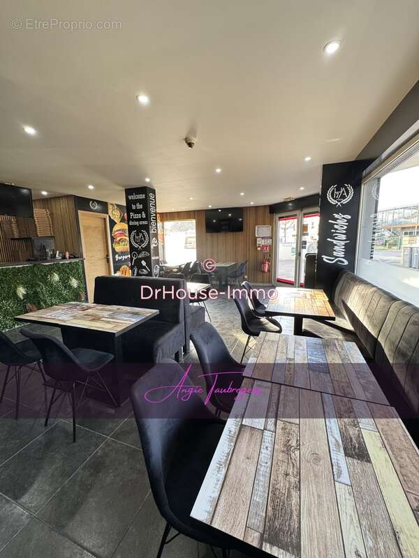 Commerce à VILLECRESNES