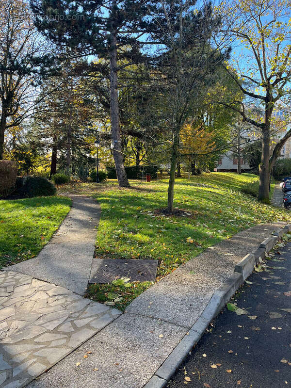 Appartement à MAISONS-LAFFITTE