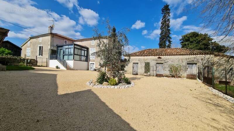 Maison à PENNE-D'AGENAIS