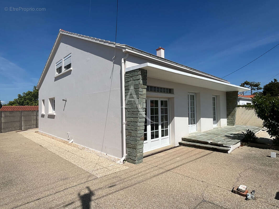 Maison à SAINT-HILAIRE-DE-RIEZ