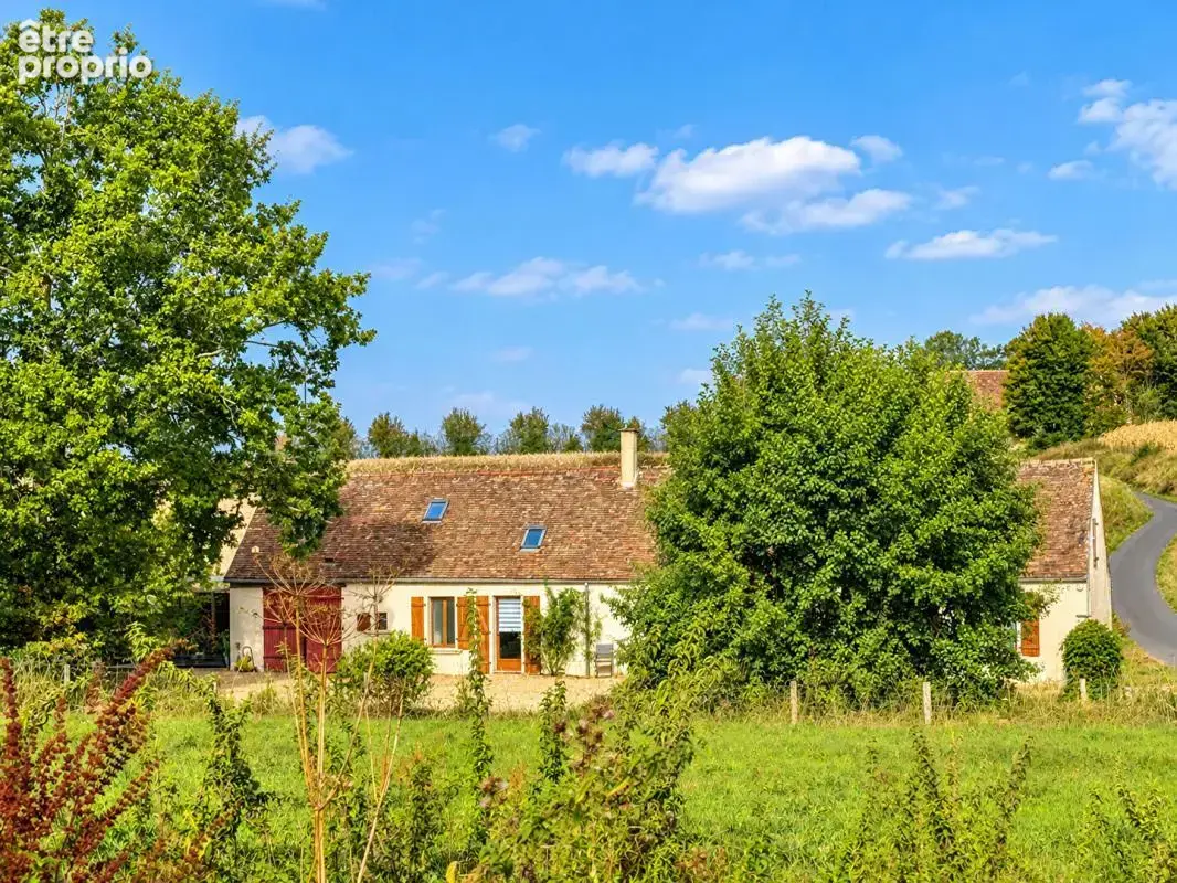 Longère rénovée avec jardin bordé par un ruisseau, proche Bellême - photo 2