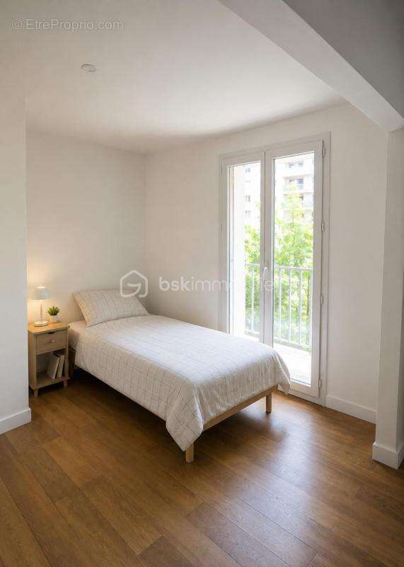Appartement 4 pièces de 80 m² Noisy-le-Grand Secteur Noisy Champs - photo 11