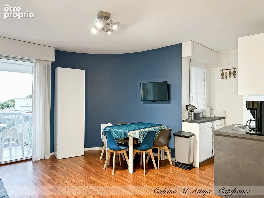 Studio à vendre meublé de 27m2, La Rochelle, balcon, parking et local à vélos - photo 11
