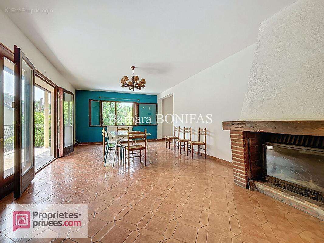 Maison à SAINT-SULPICE