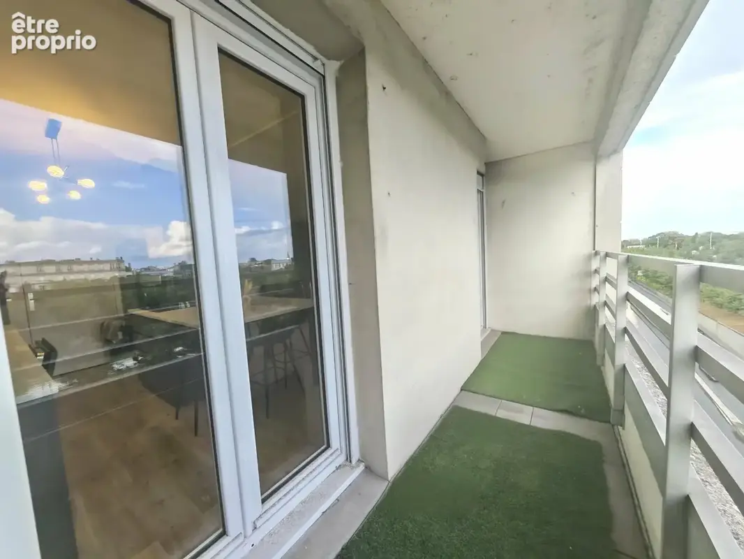 Reims, Boulevard JOFFRE, Appt dernier étage avec balcon et parking - photo 6