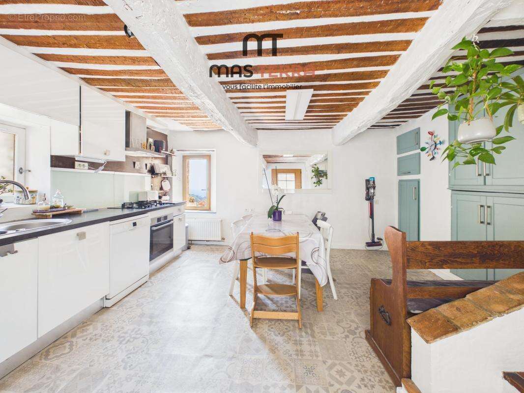 Maison 80 m² à Grasse  - photo 3