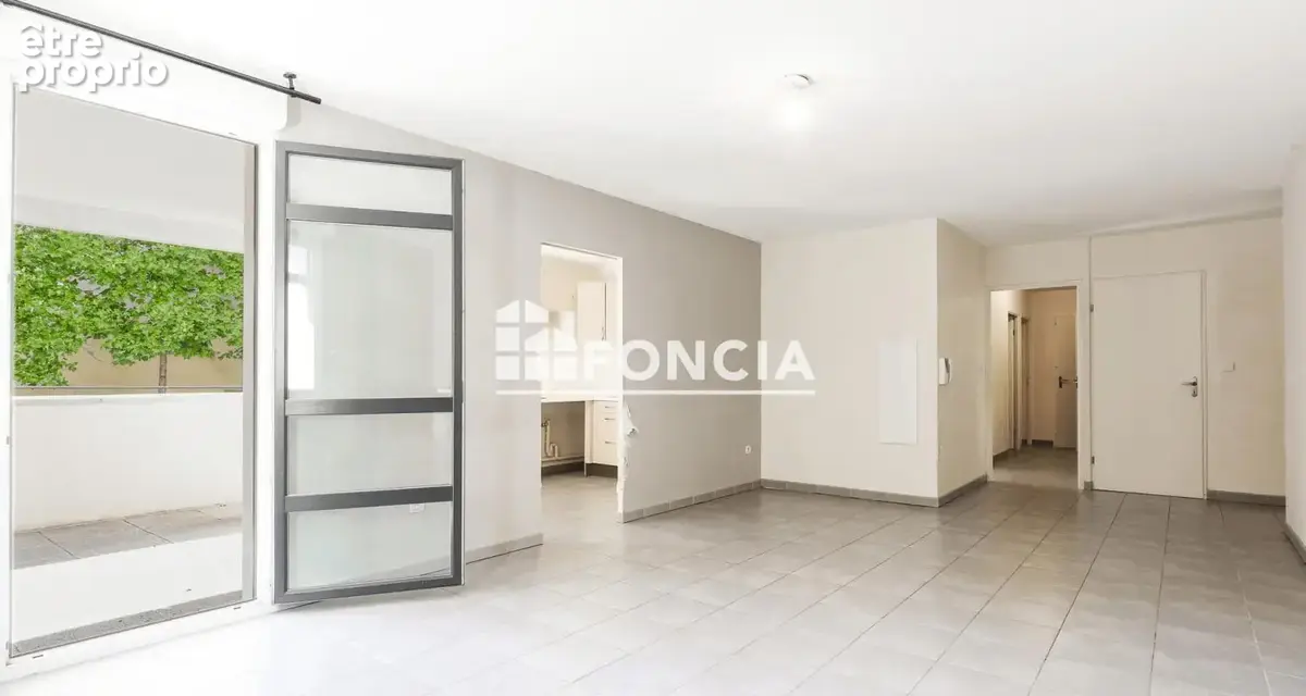 Ramonville-Saint-Agne : spacieux T4 de 91,78 m² au rez-de-chaussée avec parking, dans une résidence récente avec ascenseur - photo 4