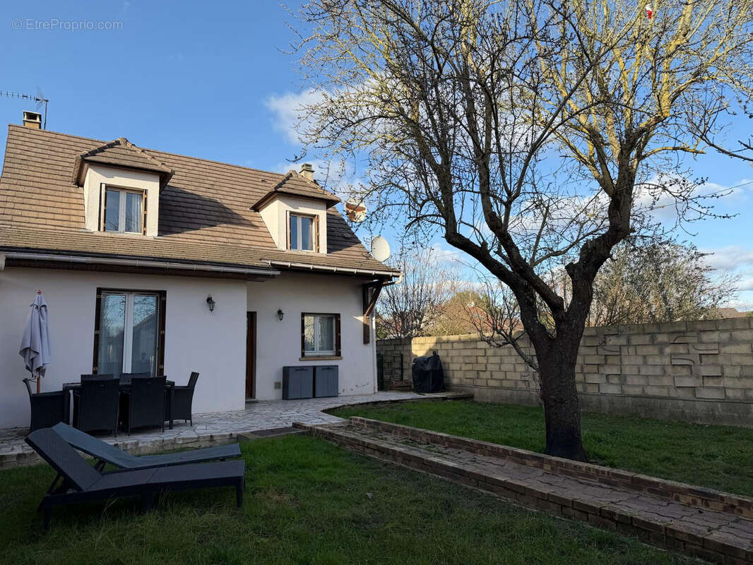 Maison à MITRY-MORY