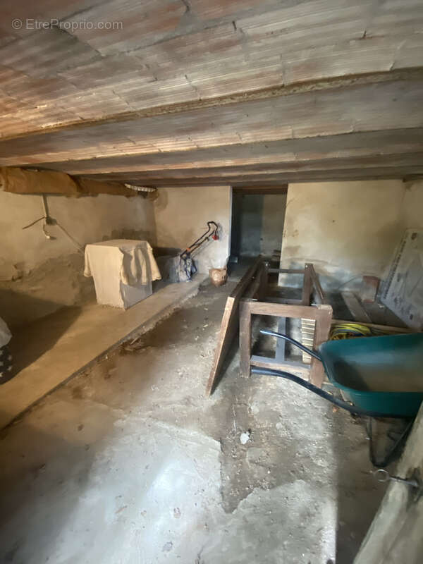 Maison à LE DONJON