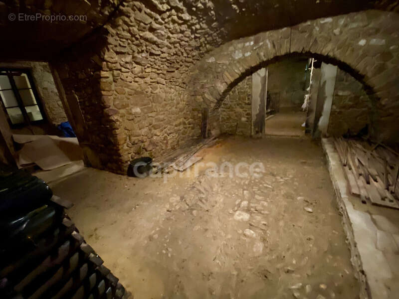 Dpt Gard (30), à vendre dans le Gard, propriété viticole en AOP Côtes du Rhône sur 25 hectares avec Château du XVème siècle - photo 27