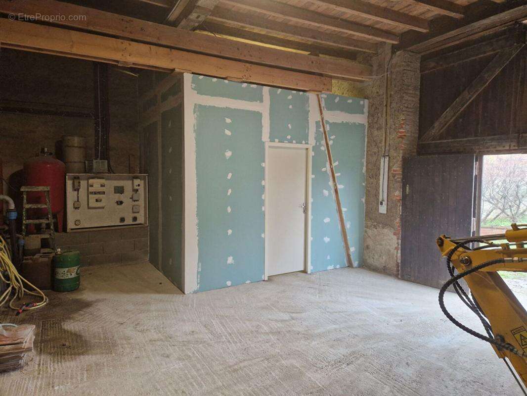 EXCLUSIVITE - Maison de Caractère  centre Aucamville 82 T4 de 132m² - photo 13