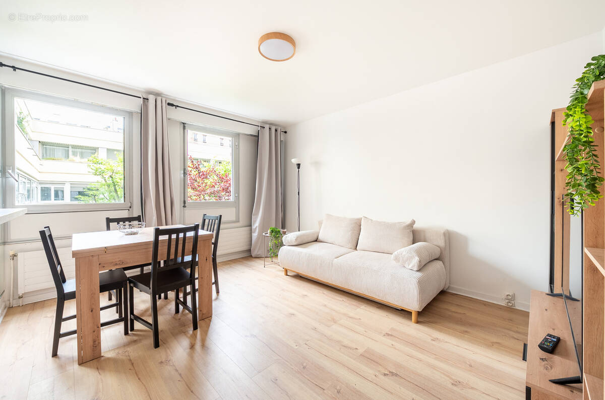 Appartement à PARIS-6E