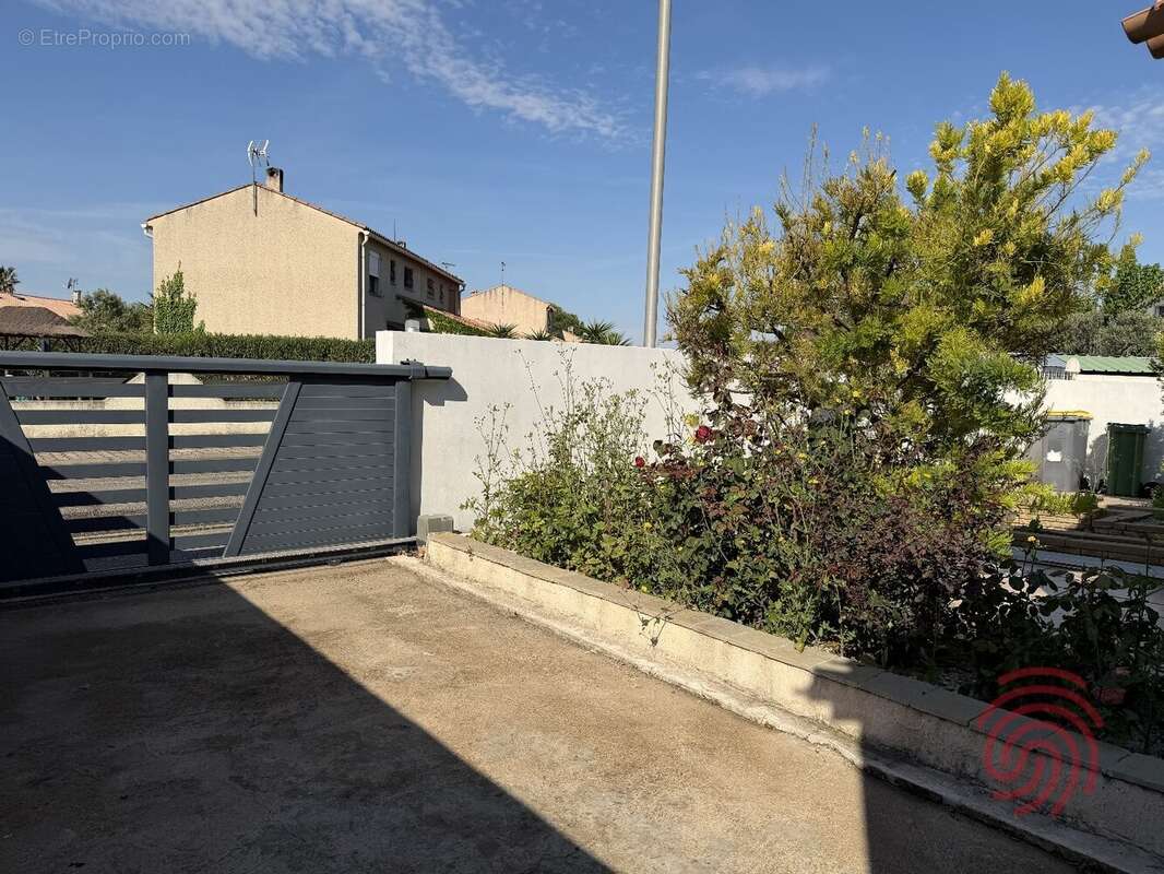 Maison à VILLENEUVE-LES-BEZIERS
