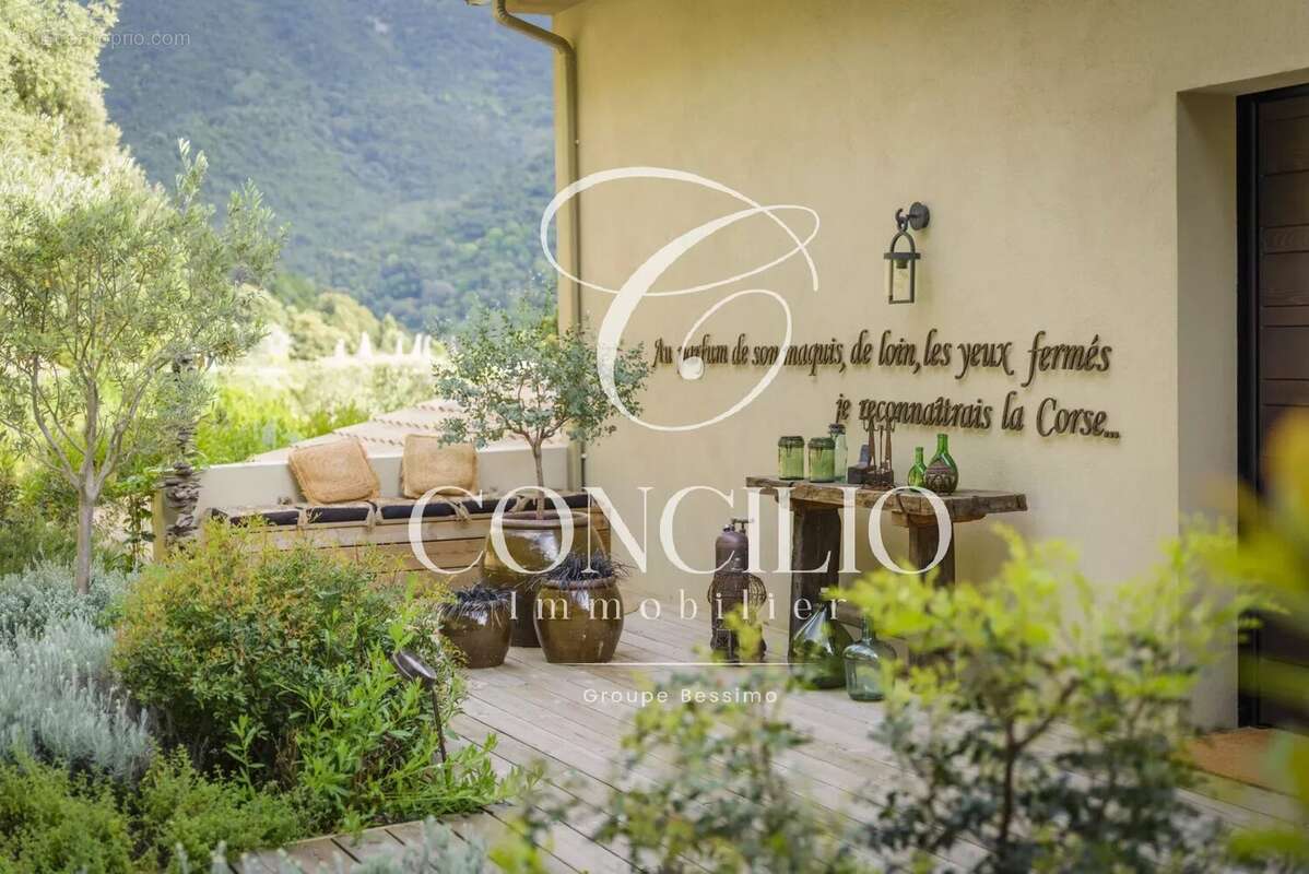 Maison à SARI-D'ORCINO