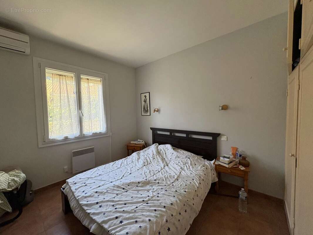 Maison à FONTVIEILLE