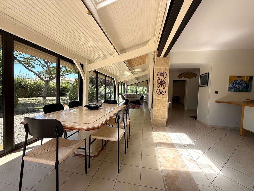 Maison 180m² à saint-émilion - photo 4