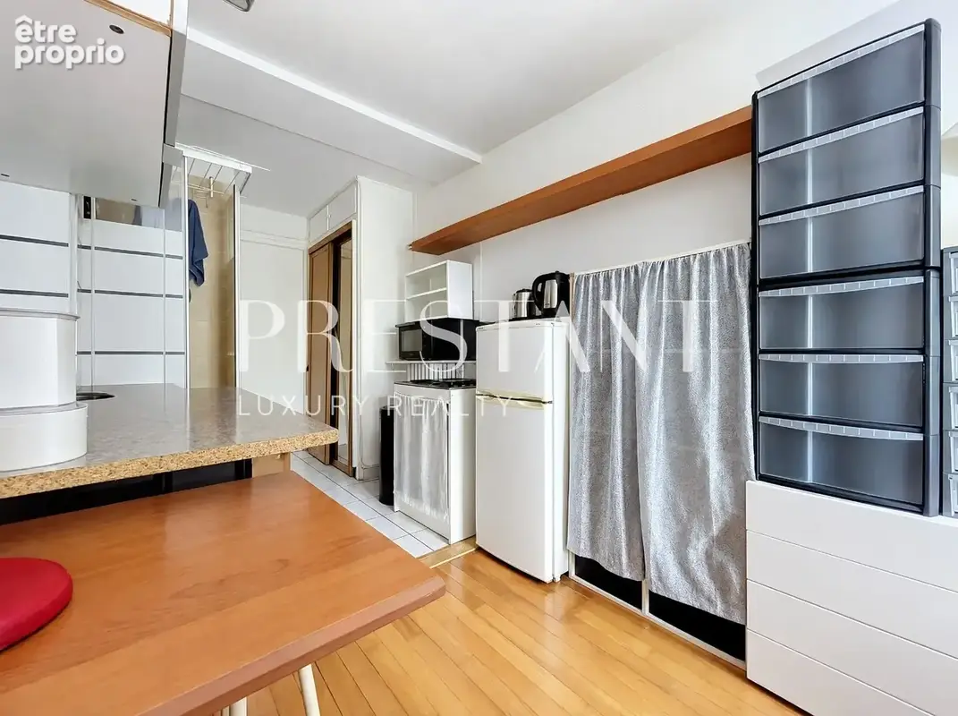 GARCHES - Chambre de service 12 m² - dernier étage - belle copropriété proche commodités - photo 14