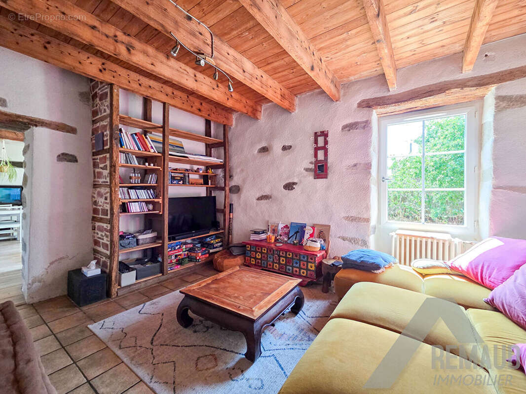 AIZENAY - Hameau proche Centre Ville - photo 5