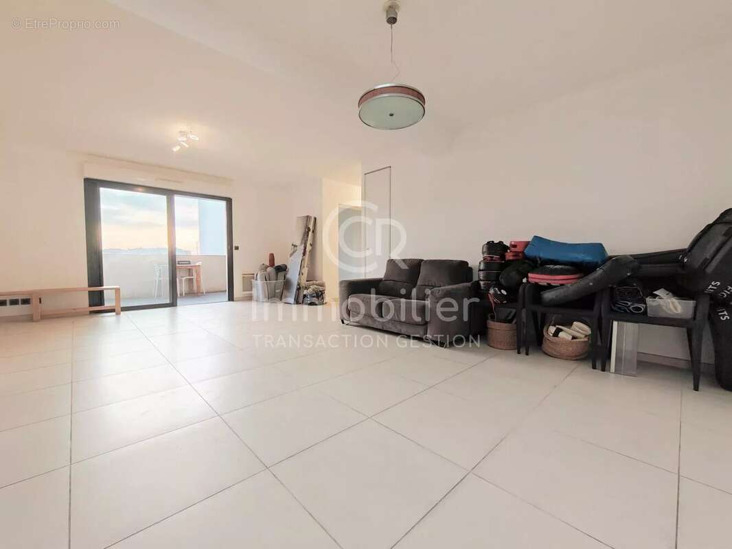 Dernier etage t3 70 m² - residence 2013 - plages 300m - photo 7