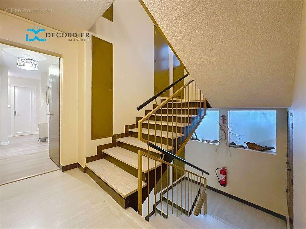 Appartement à EVIAN-LES-BAINS