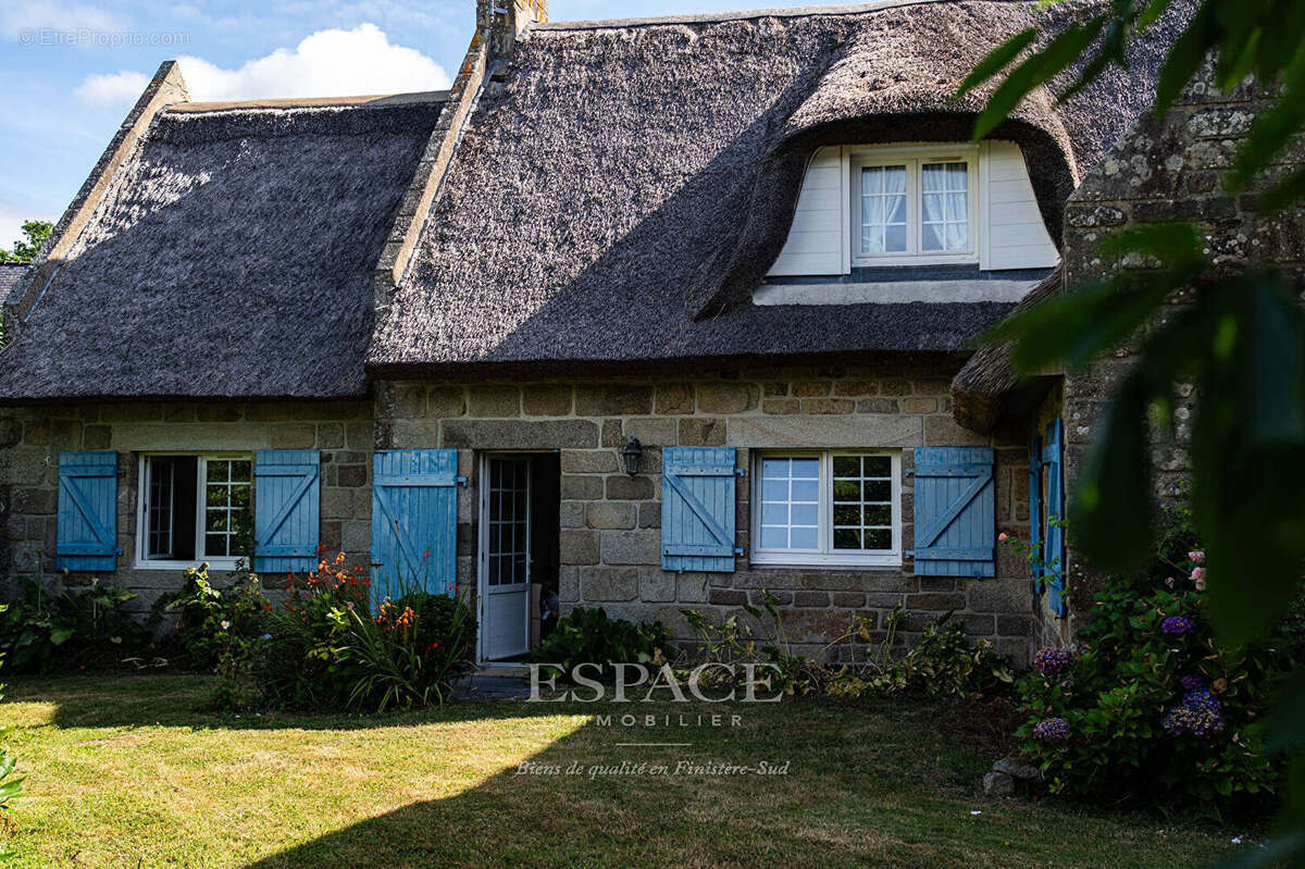 FOUESNANT - Authentique chaumière de caractère aux portes de BEG MEIL - photo 2