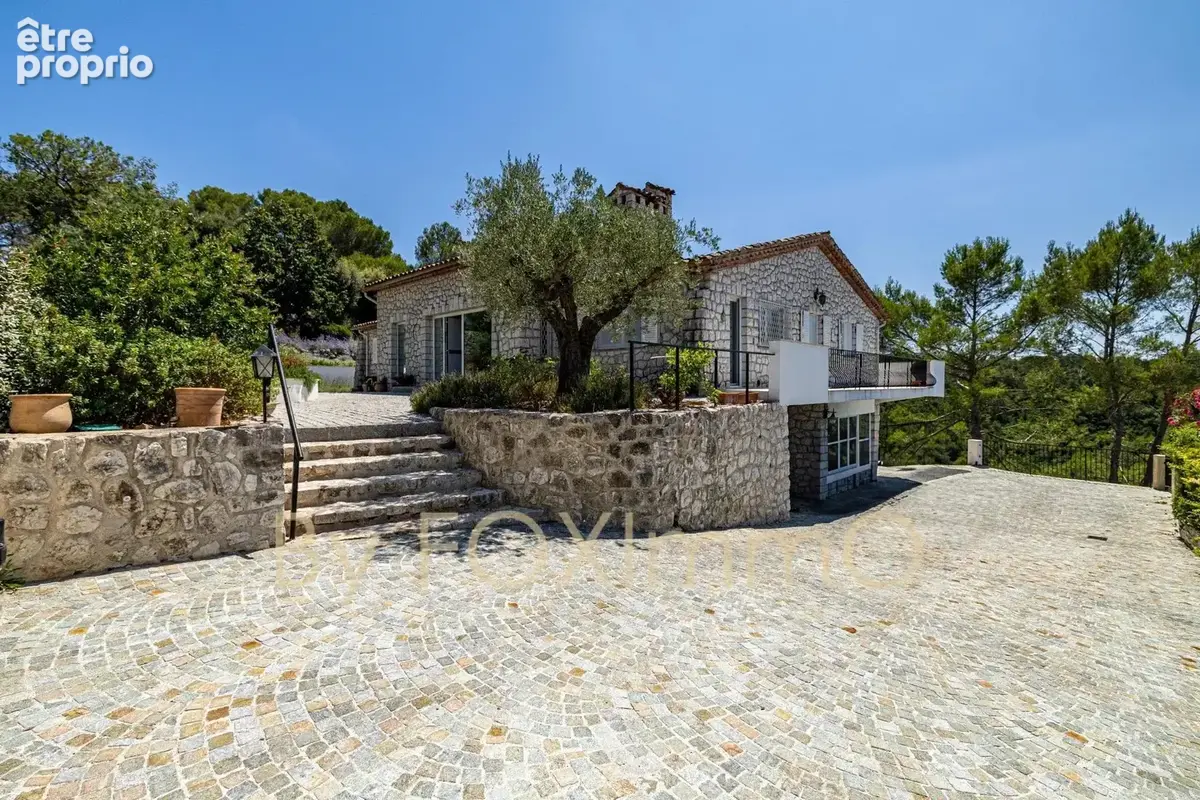 Villa entierement refaite à neuve 6 pieces Domaine des Clausonnes Biot - photo 12