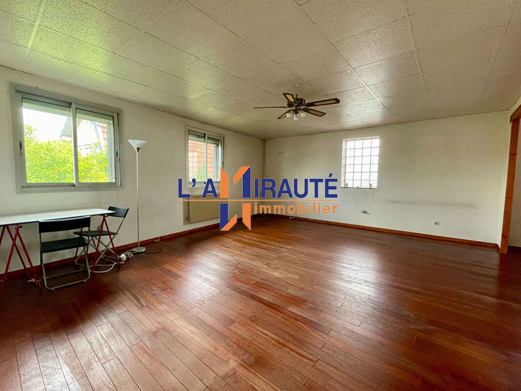 Appartement à HOUILLES