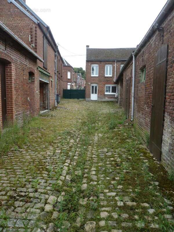 Maison à WALINCOURT-SELVIGNY