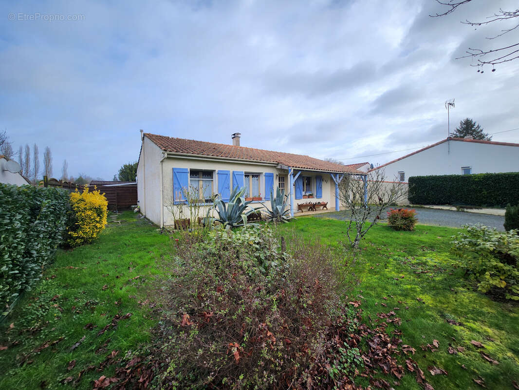 Maison à LA REORTHE