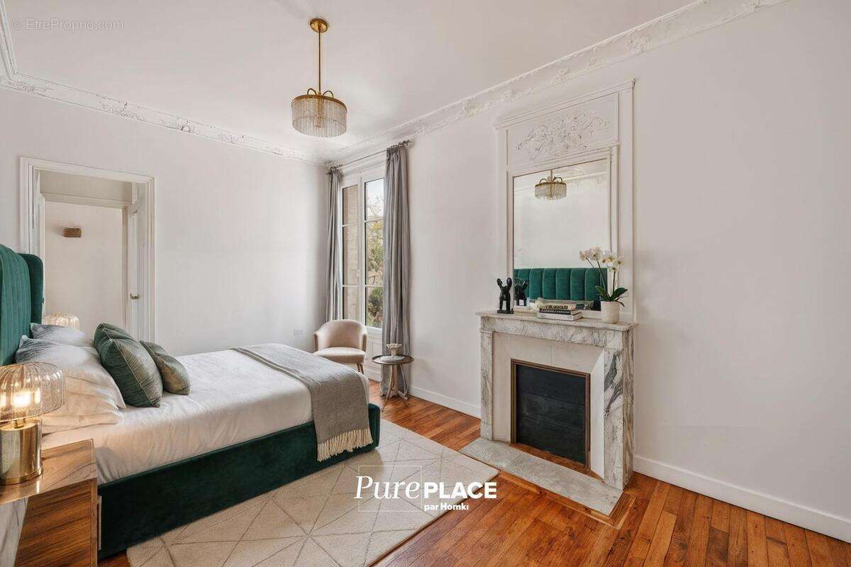 Appartement à PARIS-15E