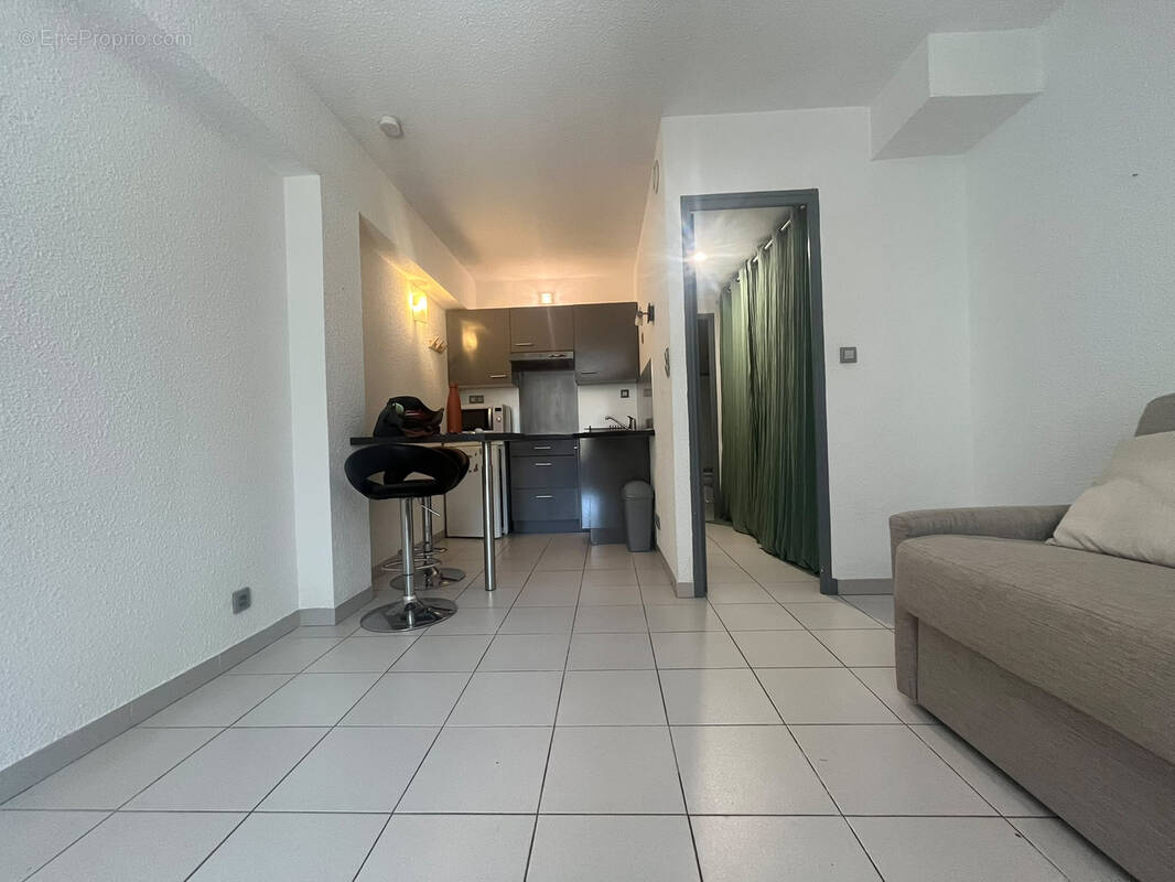Grand studio avec extérieur - 8 min a pied cr mirabeau - photo 3