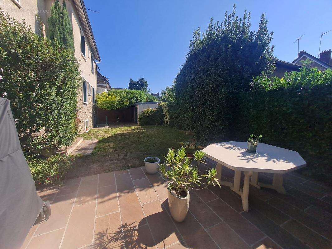 Maison à ATHIS-MONS