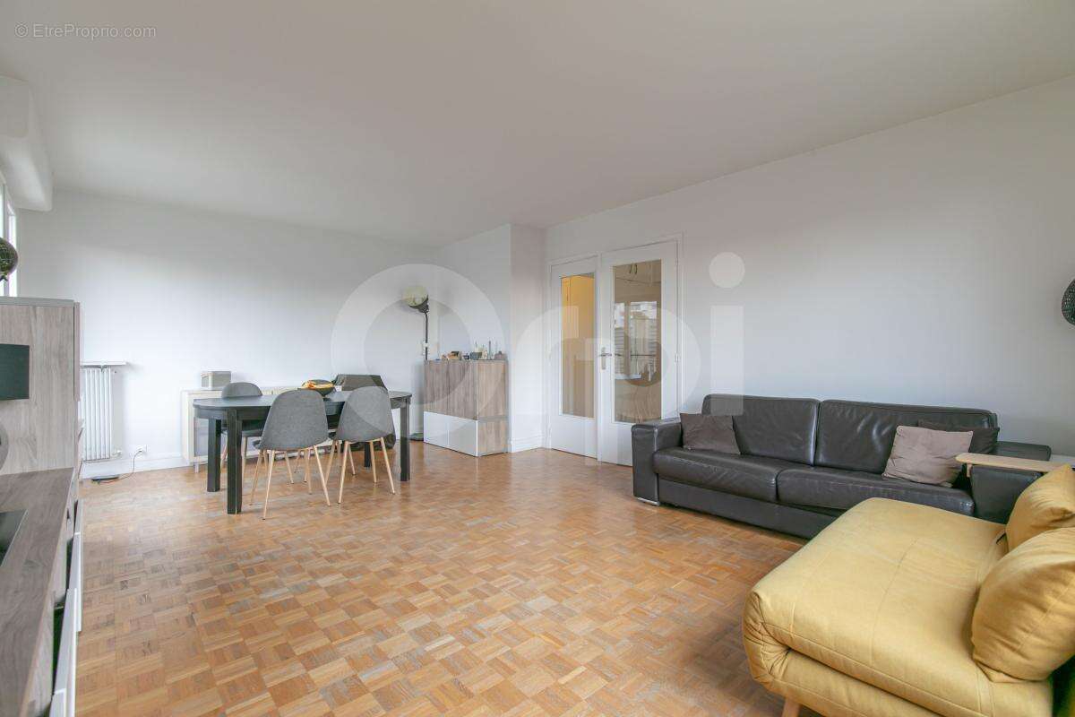 Appartement à NOGENT-SUR-MARNE