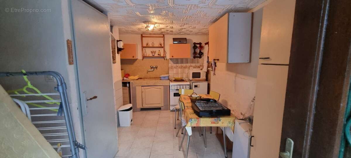 À Vendre à Roujan  Ensemble Immobilier avec Potentiel Locatif - photo 10