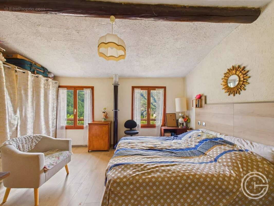 Appartement à LANTOSQUE