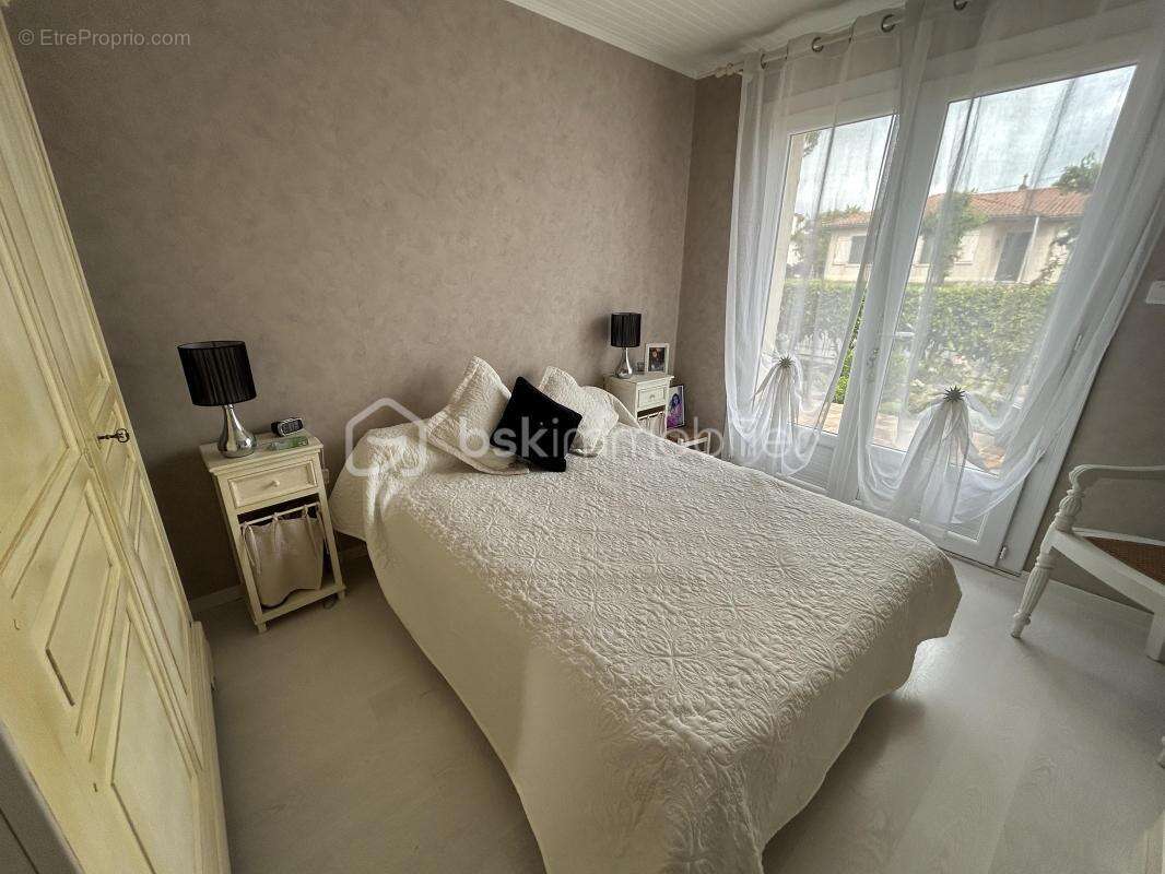 Maison à LE PASSAGE