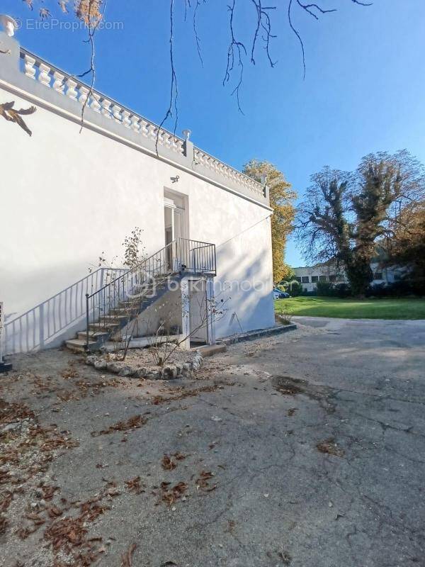 Appartement à SAINT-JEAN-DE-MOIRANS