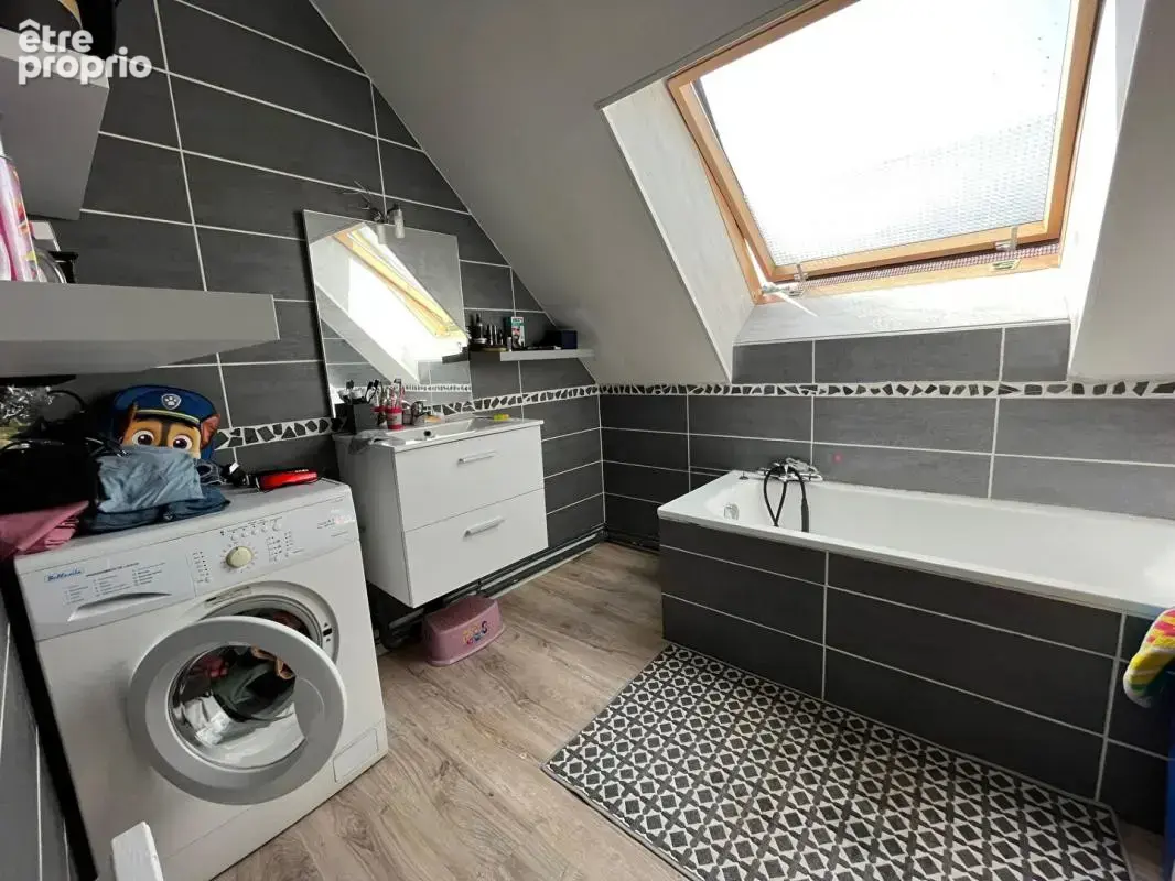 Maison avec trois logements loues 190m2 - photo 8