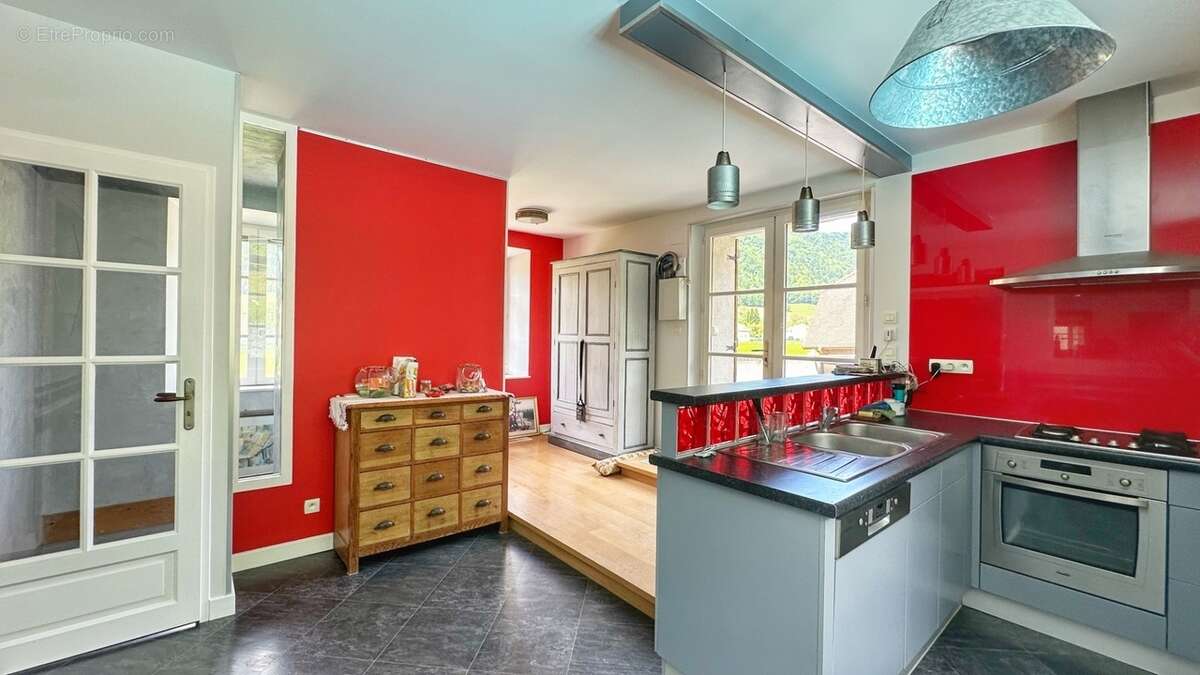 Maison à SAINT-AUPRE