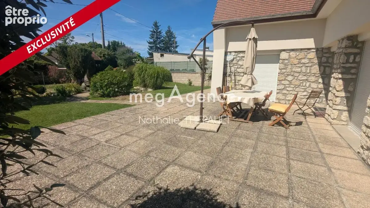 GUERNES (78520) – Élégante propriété familiale de 230 m² - photo 14