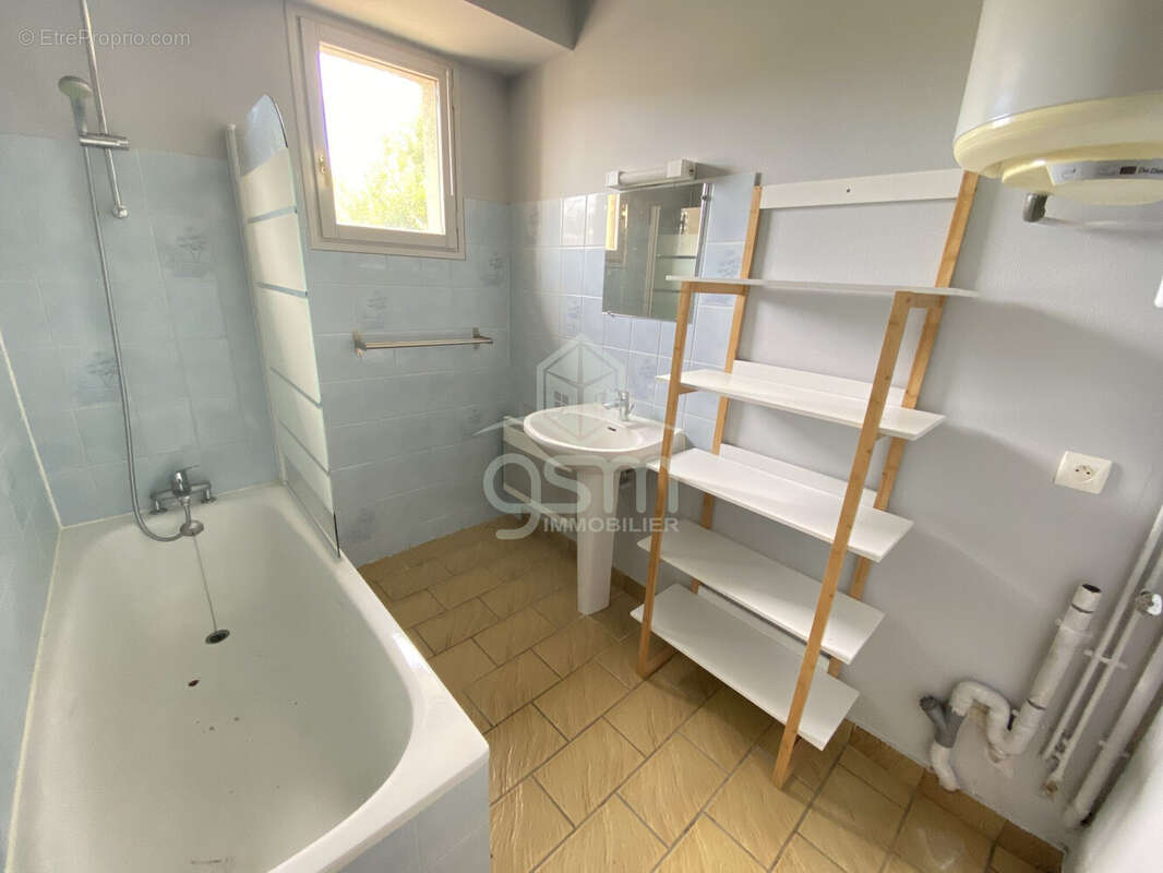 Appartement à SAINTE-MAURE-DE-TOURAINE