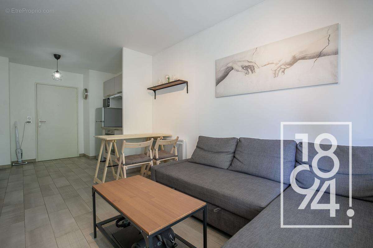 Appartement à MARSEILLE-9E