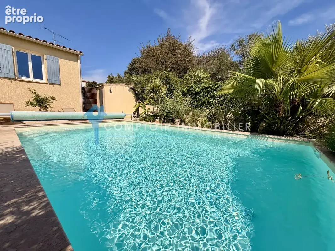 En exclusivité  sur les hauteurs de Vergèze, villa Plain pied de 120 m2 environ sur 832 m2, piscine garage et - photo 4