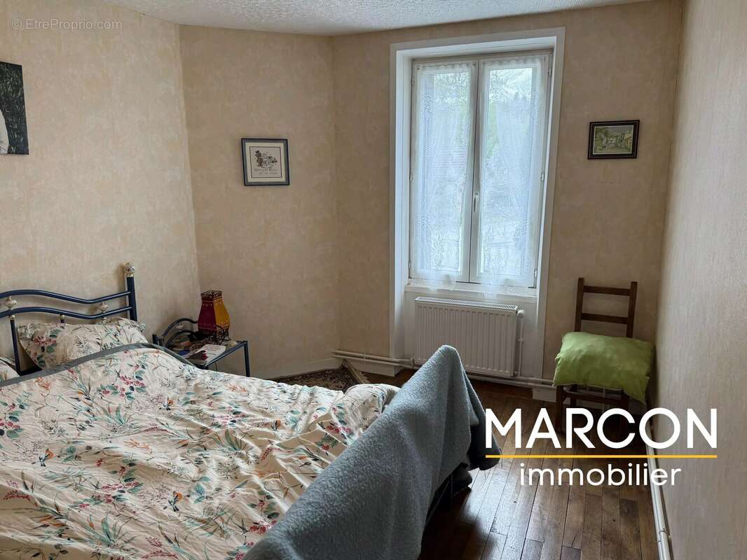 Maison à AUGERES