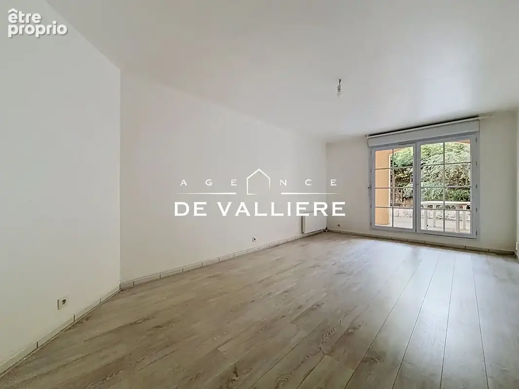 Appartement à NANTERRE