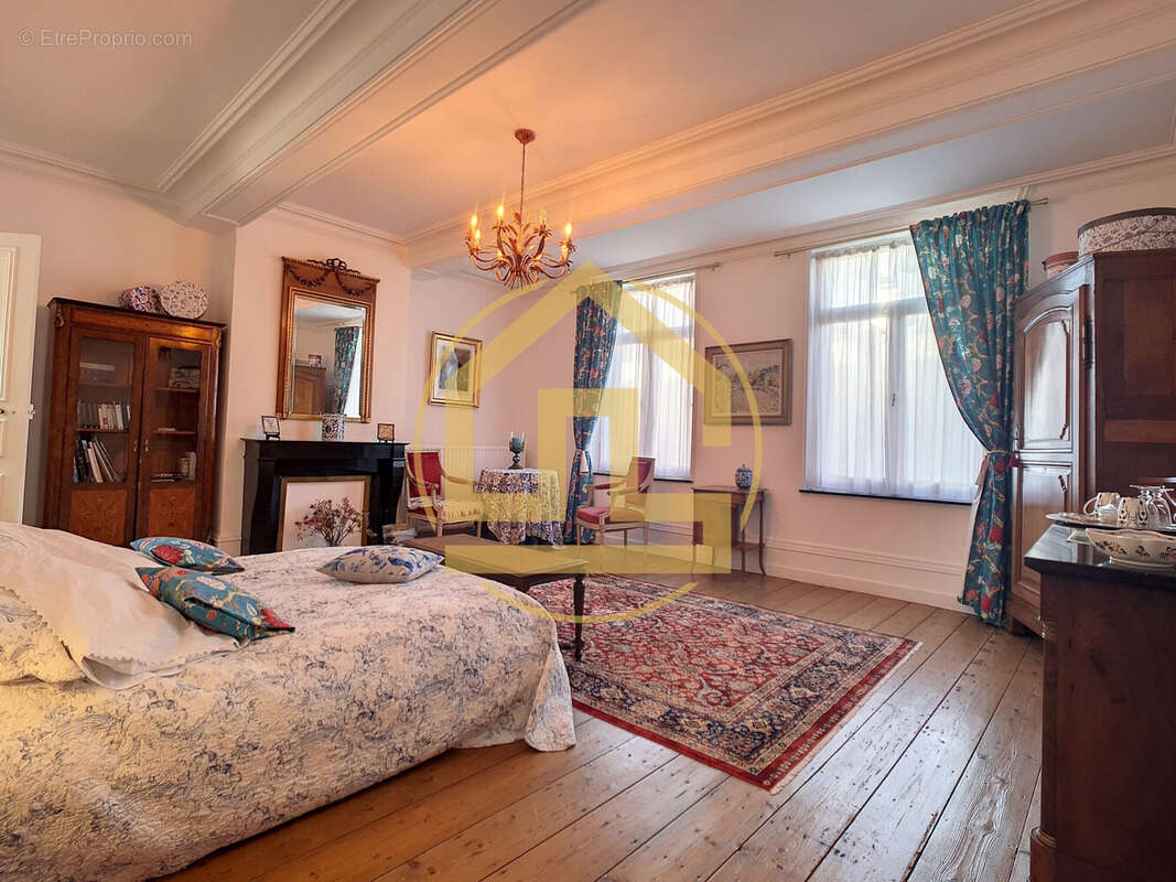 Maison à LE QUESNOY