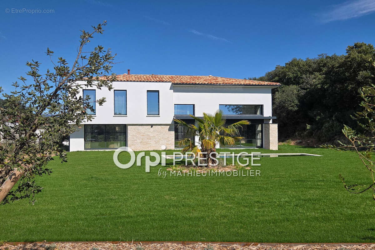 Maison à BIOT